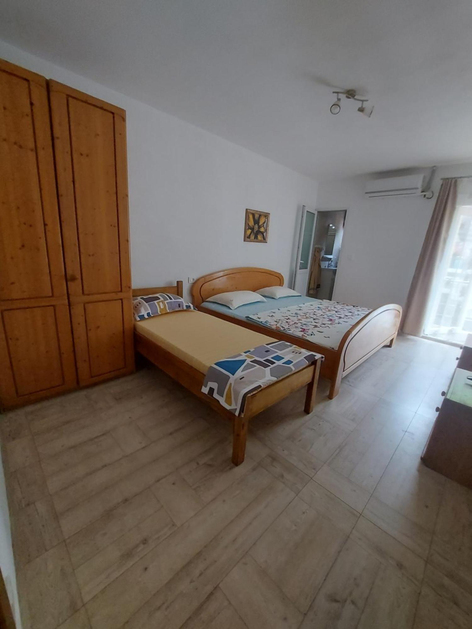 Casa Dalys Hotell Orşova Eksteriør bilde