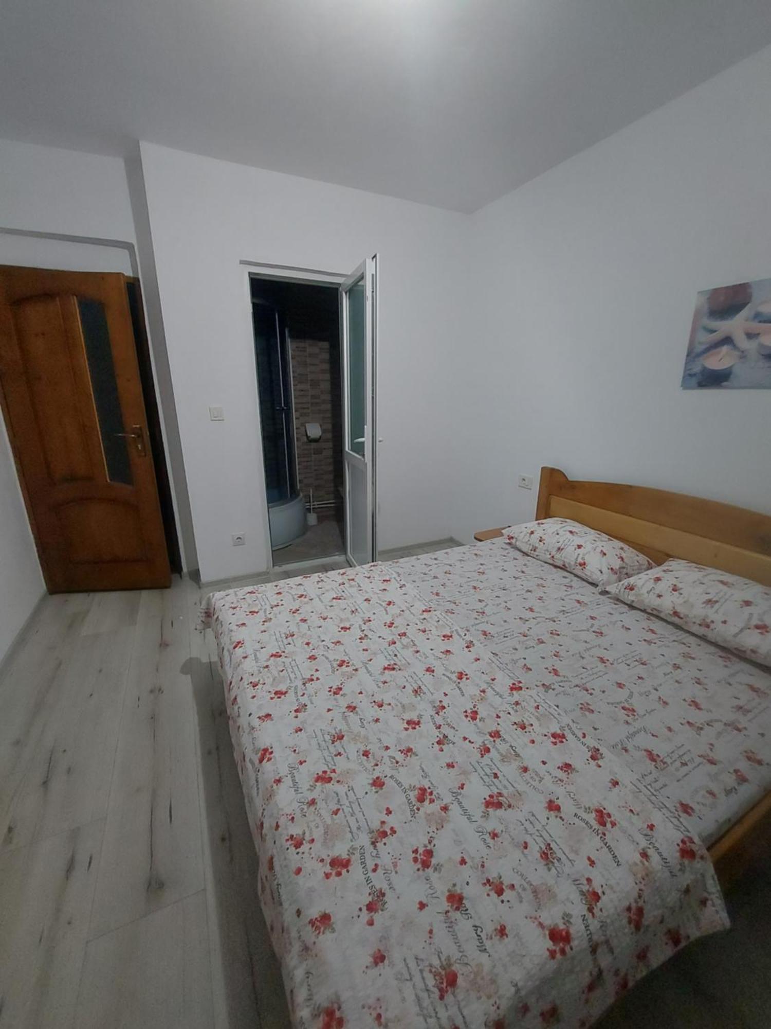 Casa Dalys Hotell Orşova Eksteriør bilde
